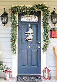 You can simply nail it on or apply a strong adhesive to keep artwork in place. 41 Christmas Door Decoration Ideas Pretty Holiday Front Doors