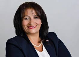 Nadia Berry's Instagram, Twitter & Facebook