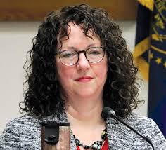 McCormick Loop Road crash kills woman