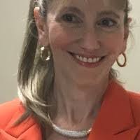 Elisa Roberts's Instagram, Twitter & Facebook