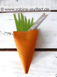 Bastelspass Mit Leeren Klorollen Wir Basteln Mohren Fur Ostern Bastelanleitung Klopapierrollen Basteln Fruhling Osternest Basteln Basteln