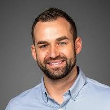 Albert Rubalcava's Instagram, Twitter & Facebook