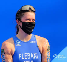 La canoista e snowboarder italiana più forte che mai dopo la malattia. Veronica Yoko Plebani Facebook