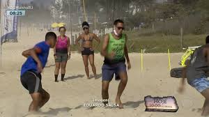 O atleta se expressa durante aproximadamente uma hora com. Ex Atleta Robson Caetano Faz Alunos Suarem A Camisa Em Treino Na Zona Oeste Do Rio Recordtv R7 Balanco Geral Manha Rj