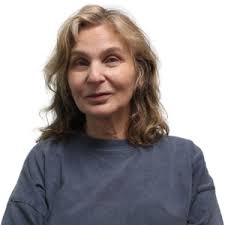 Carol Dery's Instagram, Twitter & Facebook