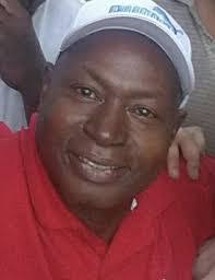 Robert Gresham's Instagram, Twitter & Facebook