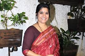 From korea, this is the story of a forbidden romance in an oppressive culture. Renuka Shahane Of Hum Aapke Hai Kaun Fame Has No Regrets In Her Three Decade Long Career Bollywood News Bollywood Hungama