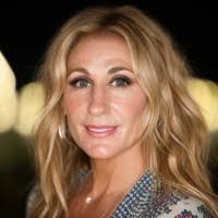 Misti Stewart's Instagram, Twitter & Facebook