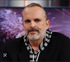 Efrain Troche's Instagram, Twitter & Facebook