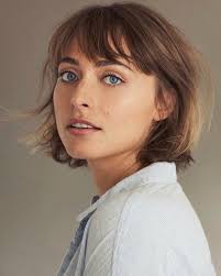 A Twist in the Tale" Obsession in August (TV Episode 1999)