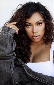 Marie Bones's Instagram, Twitter & Facebook