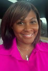 Yolanda Chamberlain's Instagram, Twitter & Facebook