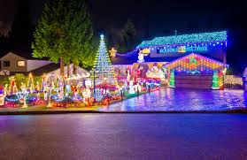 Zillow has 10 homes for sale in naples long beach. Neighborhoods With The Best Holiday Lights In Los Angeles Cbs Los Angeles