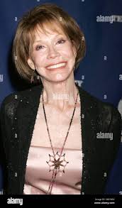 Mary moore hi-res stock photography and images