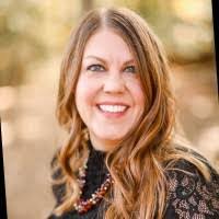 Dana Arneson's Instagram, Twitter & Facebook