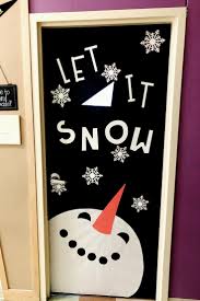 19 Christmas Classroom Doors To Welcome The Holidays Door Decorations Classroom Christmas Christmas Classroom Christmas Classroom Door
