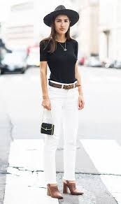 They Tried To Put Me On The Cover Of Vogue But My Legs Were Too Long 5 Style Tricks I Learned From Being 5 2 Flattering Fashion Short Girl Fashion Fashion