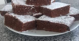 Saftiger Schokoblechkuchen Mit Ol Rezept Schokoblechkuchen Kuchen Rezepte Einfach Kuchen Rezepte