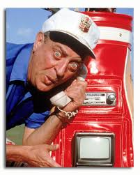 Reviews and scores for movies involving rodney dangerfield. Ss3371563 Filmbild Von Rodney Dangerfield Promi Fotos Und Poster Bei Starstills Com Kaufen