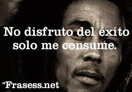 Es considerado uno de los músicos más influyentes de todos los tiempos. Las Mejores Frases De Bob Marley 100