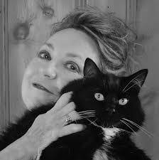 James Lesley's Instagram, Twitter & Facebook