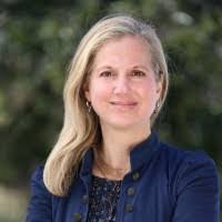 Amy Aubin's Instagram, Twitter & Facebook