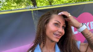 Er de kærester? Nu forklarer Mie