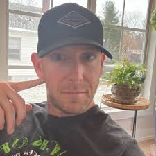 Jonathan Lawrence (@jpietras82)