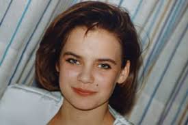 Check spelling or type a new query. Fotok Ma 41 Eves Egerszegi Krisztina Vonzo No Lett Mindenki Egerkejebol Hazai Sztar Femina