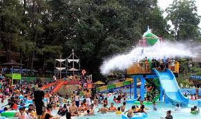 Foto Alamat Rute Dan Harga Tiket Masuk Kolam Renang Karang Setra Bandung