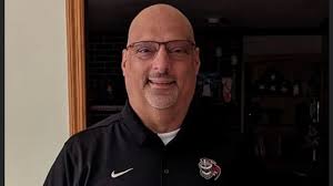 Kings mourns high school teacher who died of COVID