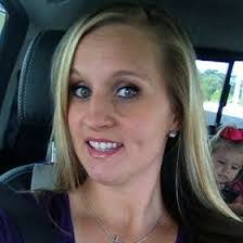 Lauren Aviles's Instagram, Twitter & Facebook