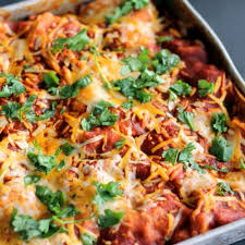 It's made with the best homemade enchilada sauce, and layered with corn tortillas, cheese, beans, and your favorite fillings. Layered Bbq Chicken And Sweet Potato Enchilada Casserole