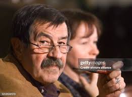 47 Auktionen Stock Photos, High-Res Pictures, and Images