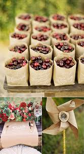 Con las flores de papel crepe puedes decorar las paredes, las ventanas, las puertas, también ideasdeeventos.com es una revista para la organización general de todos tipos de eventos corporativos, recursos humanos, bodas, fiestas. Bodas Con Papel Kraft Ideas Para Decorar