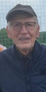 🚨 Vermisst in Illingen 🚨 Seit 12.09.2025, 11 Uhr wird der 85-jährige  Peter Werner Fuchs aus Illingen (Uchtelfangen) vermisst. Er wurde zuletzt  in einem Eiscafé in Illingen gesehen. 👤 Beschreibung: • 170