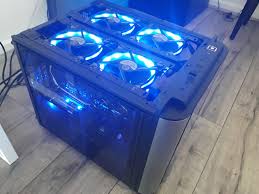 The level 20 vt is all about big things coming in small packages. Level 20 Vt Fan Configuration I M A Bit Uncertain On How To Make The Most Out Of The Case And The Fans That I Have So That I Achieve The Best