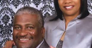 Leaders unite in prayer against crime in cities