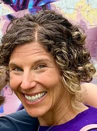 Kimberly Nottingham's Instagram, Twitter & Facebook