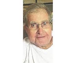 Carol Windle's Instagram, Twitter & Facebook