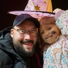 🔥 POŻAR W BUDYNKACH DARY NATURY. POMÓŻMY! 🌿 Na terenie zakładów Dary  Natury obok Ziołowego Zakątka w Korycinach wybuchł pożar. Spłonął magazyn  herbat, pomieszczenia produkcyjne, biura i część mieszkalna. To ogromny cios