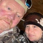 Leanne Harmon's Instagram, Twitter & Facebook