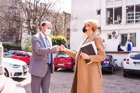 Casa naţională de pensii publice (cnpp) a anunţat că recalcularea pensiilor pentru anumite categorii de pensionari va dura maximum un an. Raluca Turcan Beitrage Facebook