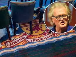 Actually despite people calling him a hypocrite, tim martin has always been a fan of eu he simply thought that the uk should control it. Wetherspoon Boss Tim Martin Makes Personal Trip To Barry To Try And Save Pub Carpet Wales Online