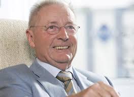 Joseph laumann ehemaliger fußballspieler aus deutschland mittelstürmer zuletzt bei sc roland beckum* 31.08.1983 in marrakesch.joseph laumann. The Founder Of Veka Heinrich Laumann Deceased At Age 89 Business Review