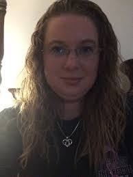 Hollie Crews's Instagram, Twitter & Facebook