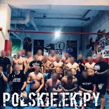 Polish hooligans jagiellonia bialystok vs arka gdynia. Gdynianie Instagram Posts Photos And Videos Picuki Com