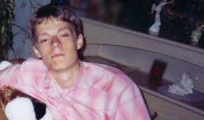 Начало карьеры журналиста в спортивной тематике. Yurij Dud Biografiya Foto Lichnaya Zhizn Zhena I Deti Rost I Ves 2021 Uznaj Vsyo