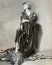 Ilona was shot by famous American photographer Cris Alexander when they  both had artist studios