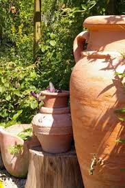 Mediterrane garten gestalten sabrinafvholder me. Einen Mediterranen Garten Mit Pflanzkubeln Gestalten Fragen Bilder Pflanz Und Pflegeanleitungen Rund Um Das Thema Gartenpflanzen
